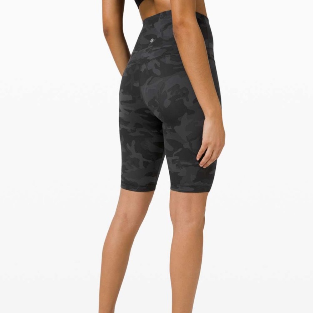 Lululemon Align Super High Rise Short *10" 🖤